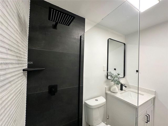 1471 NE 170th St 213A, North Miami Beach, FL 33162