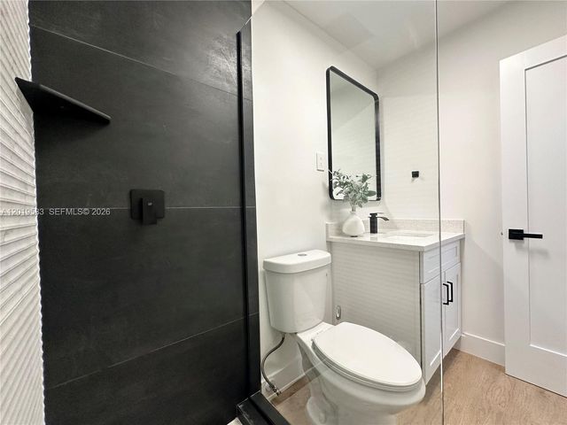 1471 NE 170th St 213A, North Miami Beach, FL 33162