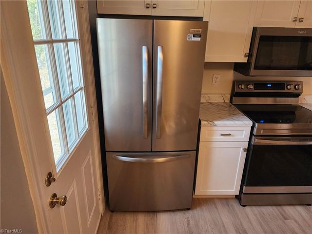 148 Churchill Lane, Mount Airy, NC 27030