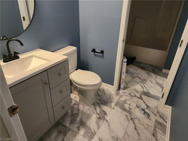 148 Churchill Lane, Mount Airy, NC 27030