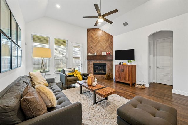 2606 San Jacinto Drive, Euless, TX 76039