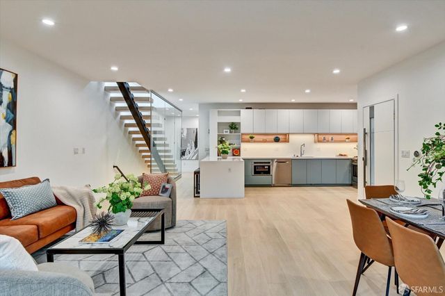 1815 18th Avenue, San Francisco, CA 94122