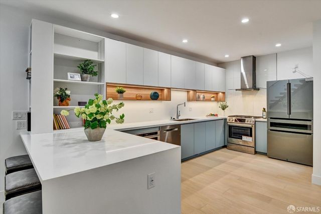 1815 18th Avenue, San Francisco, CA 94122