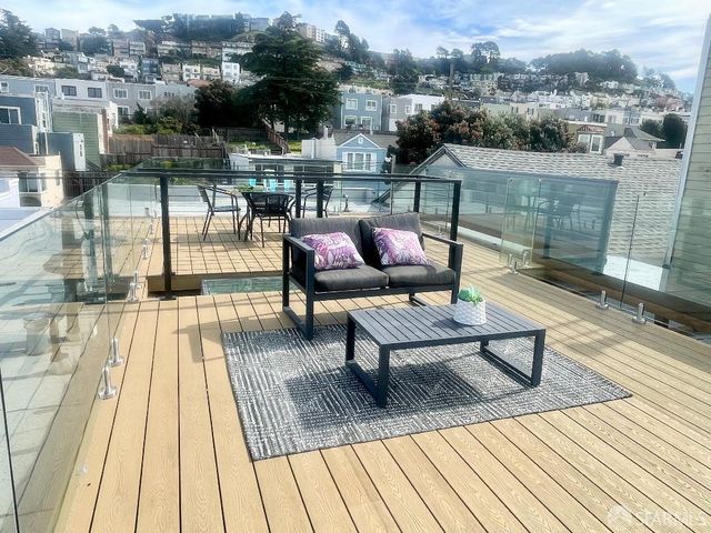 1815 18th Avenue, San Francisco, CA 94122