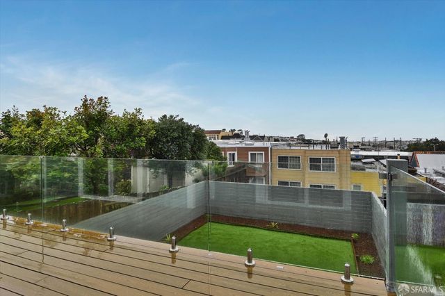 1815 18th Avenue, San Francisco, CA 94122