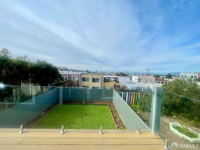 1815 18th Avenue, San Francisco, CA 94122