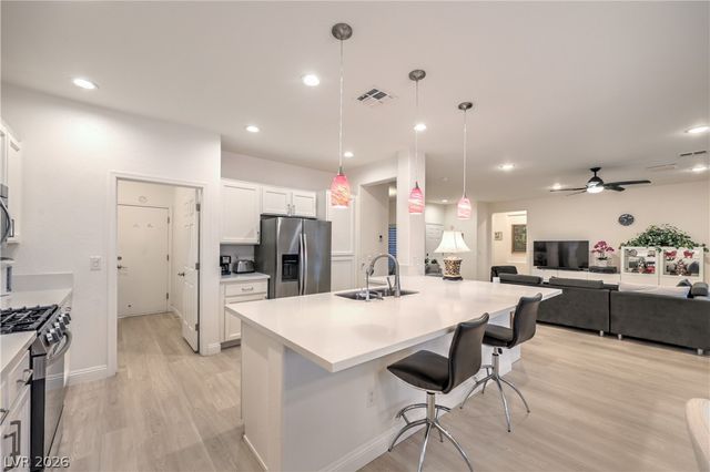 2562 Grandville Avenue, Henderson, NV 89052