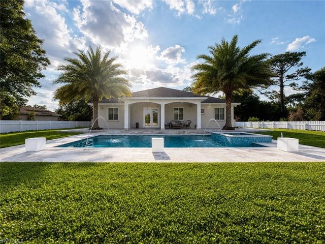 504 Highland AVE, Lehigh Acres, FL 33972