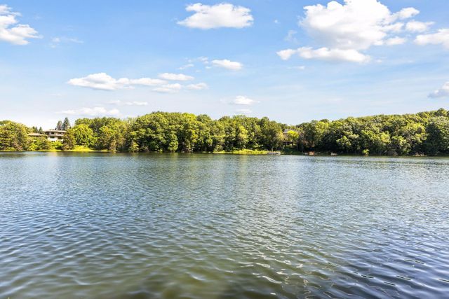 20270 Excelsior Boulevard, Excelsior, MN 55331