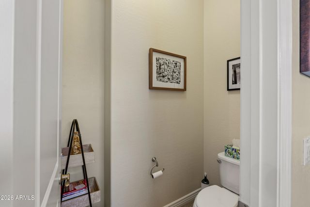 909 W SPUR Drive, Phoenix, AZ 85085