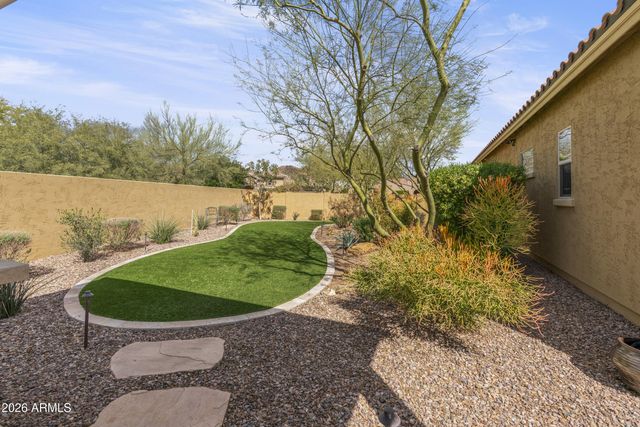 909 W SPUR Drive, Phoenix, AZ 85085