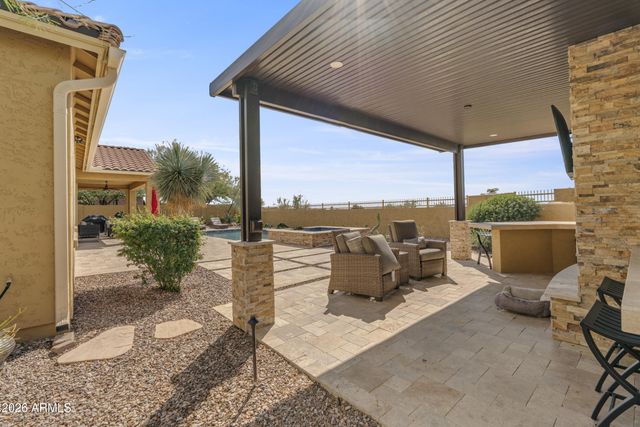 909 W SPUR Drive, Phoenix, AZ 85085