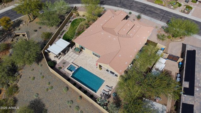 909 W SPUR Drive, Phoenix, AZ 85085