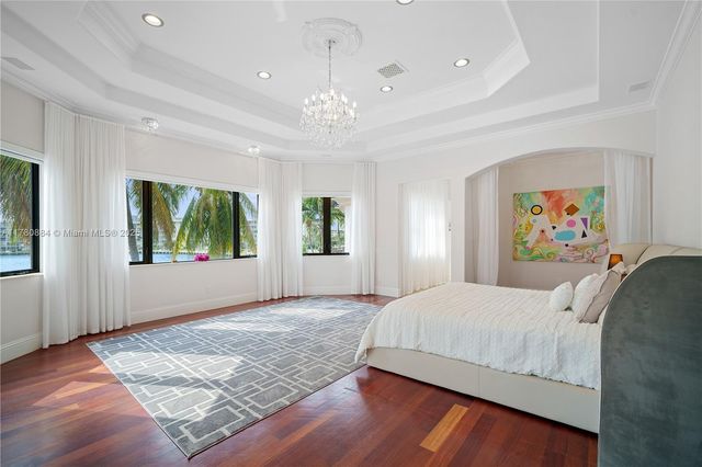 3300 NE 171st St, North Miami Beach, FL 33160