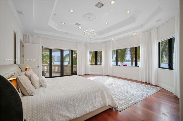 3300 NE 171st St, North Miami Beach, FL 33160