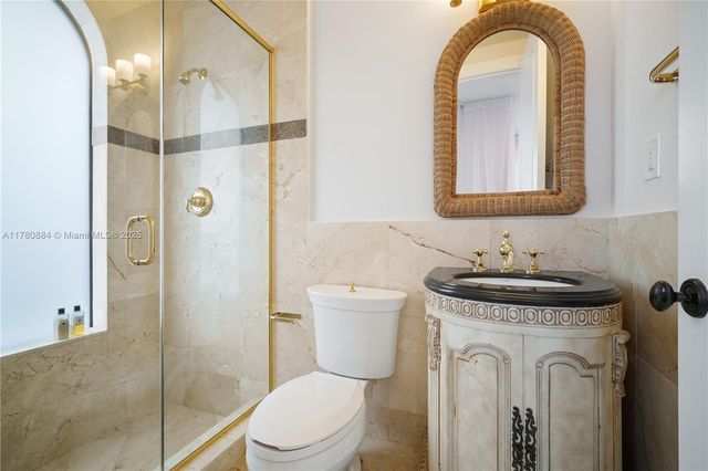 3300 NE 171st St, North Miami Beach, FL 33160