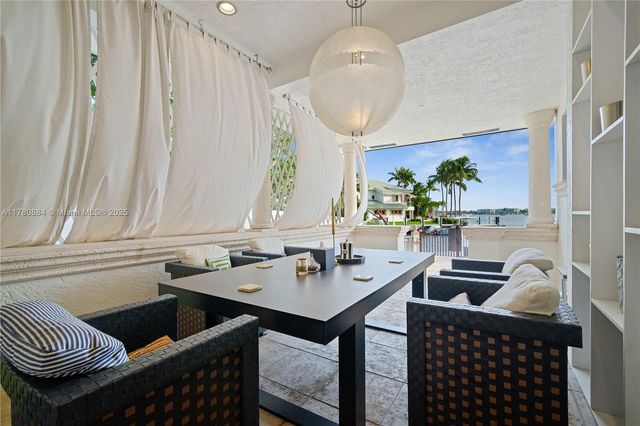 3300 NE 171st St, North Miami Beach, FL 33160