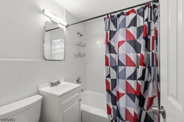 429 1St St, Middlesex Boro, NJ 08846