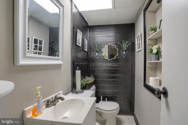 101 OAK DR, Camp Hill, PA 17011