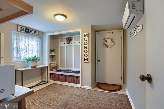 101 OAK DR, Camp Hill, PA 17011