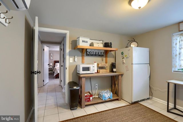 101 OAK DR, Camp Hill, PA 17011