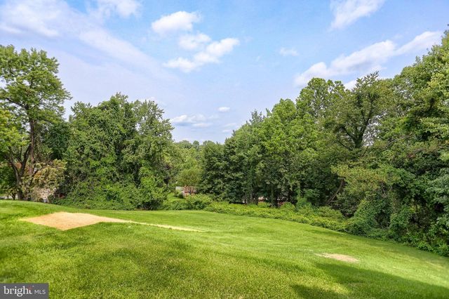 101 OAK DR, Camp Hill, PA 17011