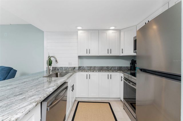 3160 MATECUMBE KEY ROAD 214, Punta Gorda, FL 33955