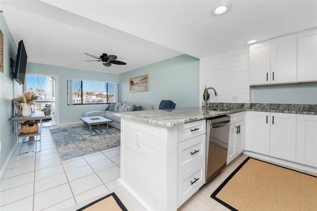 3160 MATECUMBE KEY ROAD 214, Punta Gorda, FL 33955