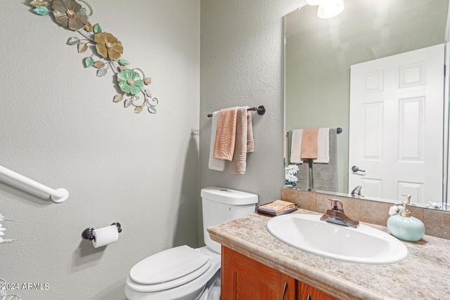 3301 S GOLDFIELD Road 4020, Apache Junction, AZ 85119