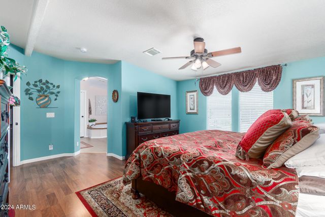3301 S GOLDFIELD Road 4020, Apache Junction, AZ 85119