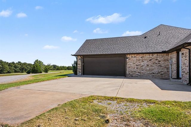 2154 County Street 2979, Blanchard, OK 73010