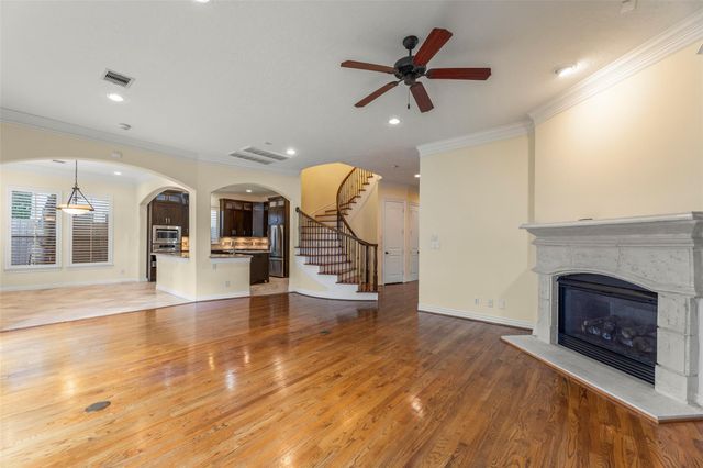 4107 Dartmouth Avenue, Houston, TX 77005