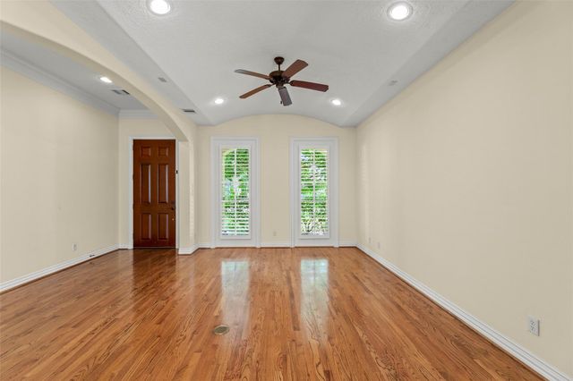 4107 Dartmouth Avenue, Houston, TX 77005