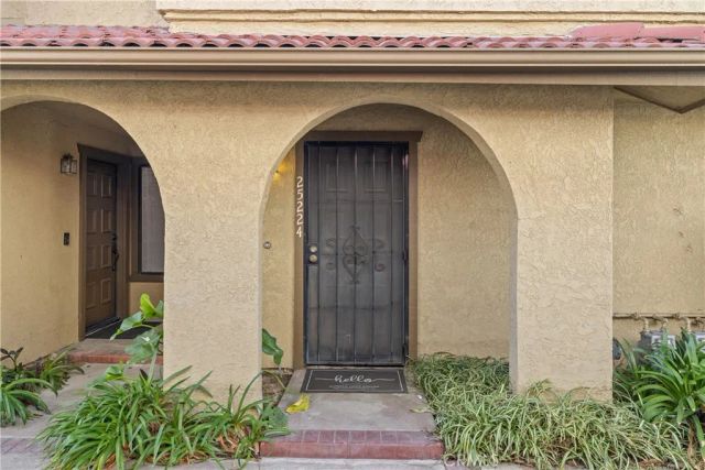 25224 Birch Grove Lane 3, Lake Forest, CA 92630