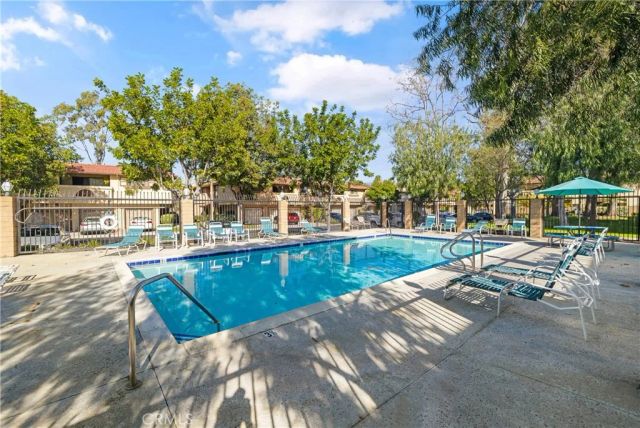 25224 Birch Grove Lane 3, Lake Forest, CA 92630