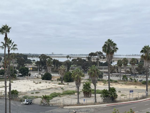 2540 Clairemont Dr 307, San Diego, CA 92117