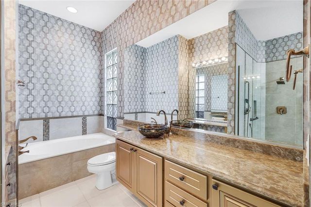 2709 Island Pond LN, Naples, FL 34119