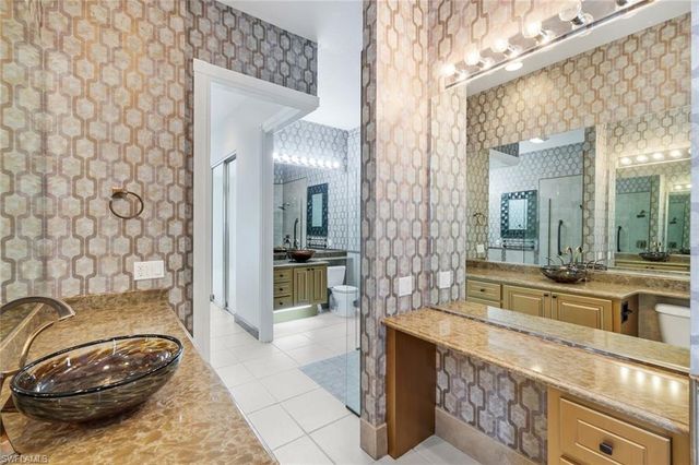 2709 Island Pond LN, Naples, FL 34119