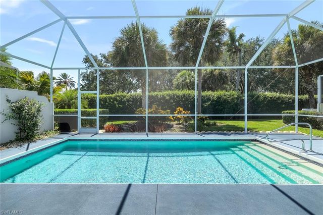 2709 Island Pond LN, Naples, FL 34119