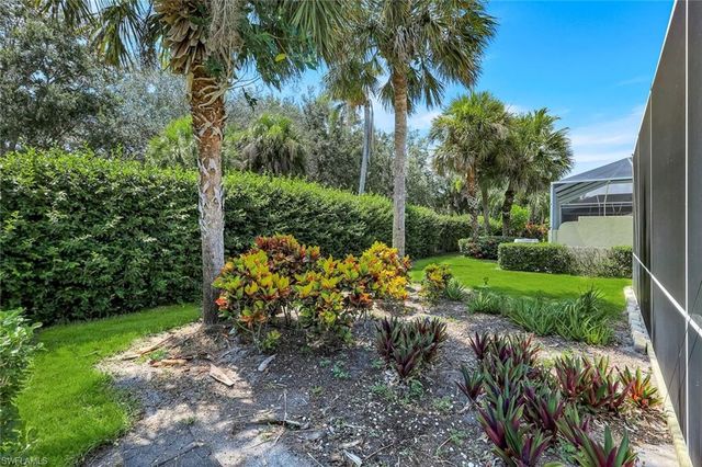 2709 Island Pond LN, Naples, FL 34119
