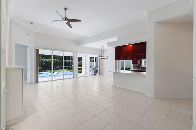 2709 Island Pond LN, Naples, FL 34119