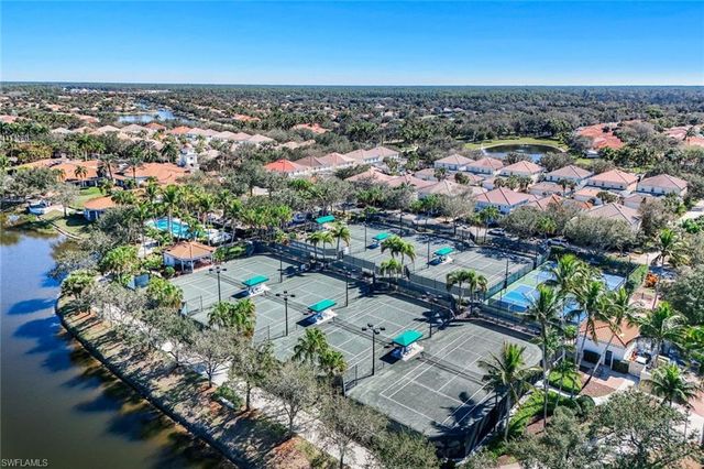 2709 Island Pond LN, Naples, FL 34119