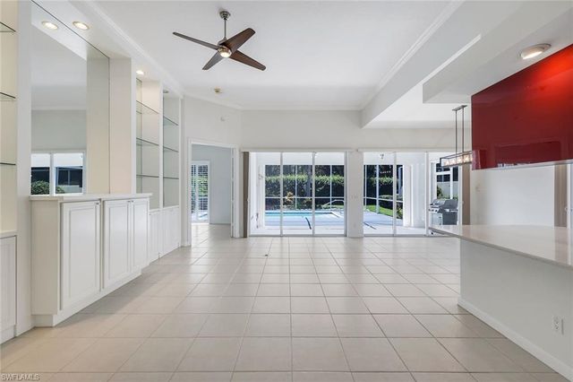 2709 Island Pond LN, Naples, FL 34119