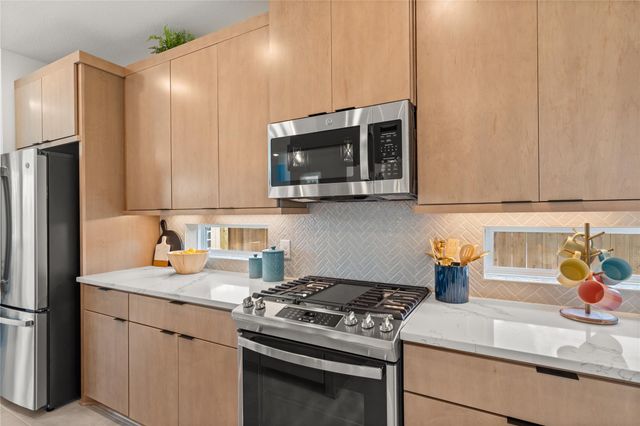 1308 Shaded Rock Drive, Missouri City, TX 77459