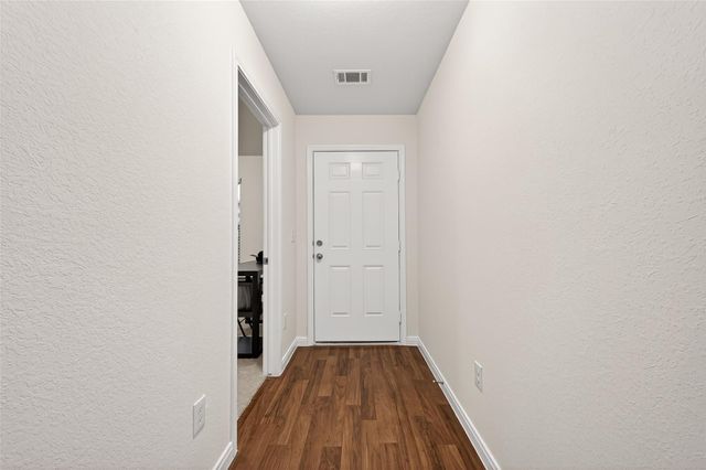 6714 Atlasridge Drive, Houston, TX 77048