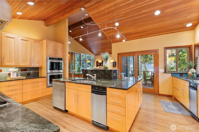 43 Nantucket Place, Port Townsend, WA 98368