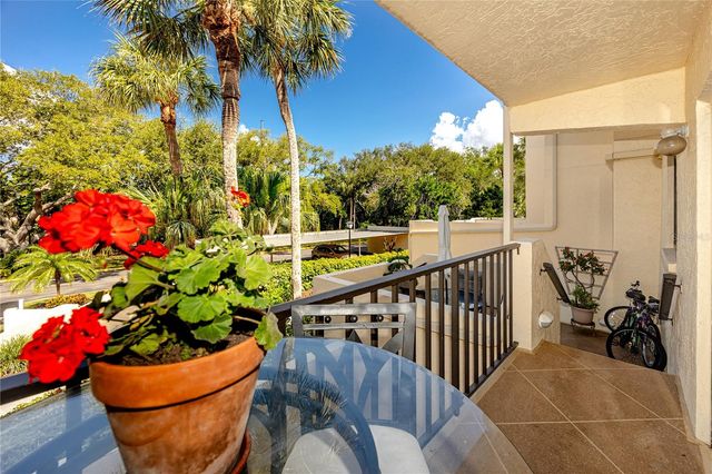 7530 SUNSHINE SKYWAY LANE S 115, St Petersburg, FL 33711
