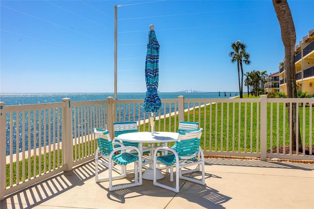 7530 SUNSHINE SKYWAY LANE S 115, St Petersburg, FL 33711