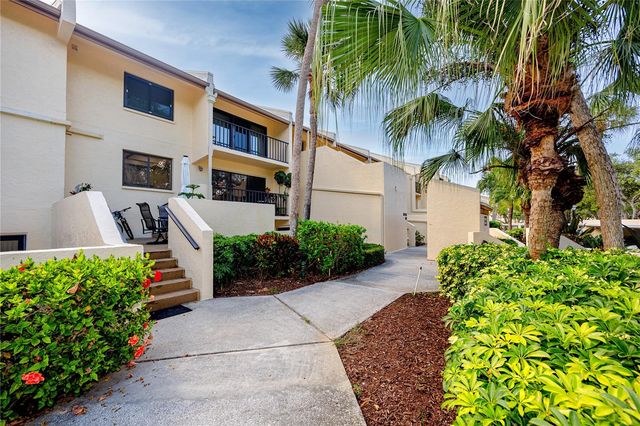 7530 SUNSHINE SKYWAY LANE S 115, St Petersburg, FL 33711
