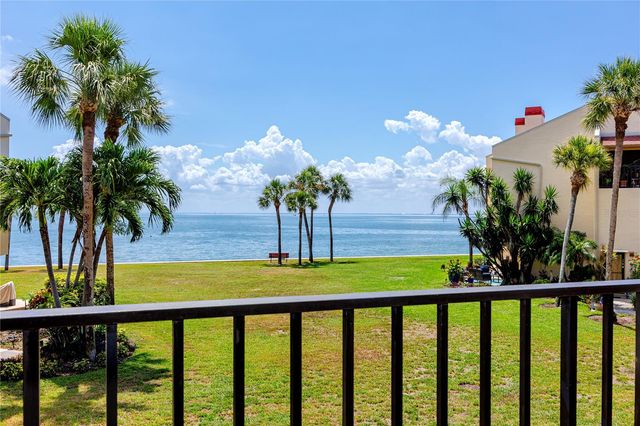 7530 SUNSHINE SKYWAY LANE S 115, St Petersburg, FL 33711